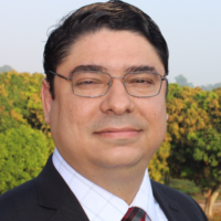 Dr. Marcelo Niek Leal